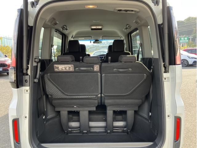 ステップワゴンスパーダ ｅ：ＨＥＶスパーダＧホンダセンシング　純正１０型ナビ／後席モニター／前後ドラレコ／両側ＰＳＤ／ＥＴＣ／Ｂカメラ／１オーナー車　ＬＥＤライト　ドライブレコーダ　セキュリティアラーム　横滑り防止装置　クルーズコントロール　ＵＳＢ接続　フルセグ（15枚目）