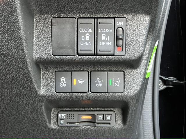 フリードハイブリッド ハイブリッド・Gホンダセンシング Sパケ/Cパケ/フルエアロ/9型ナビ/モデューロAW/OPグリル/OPフォグ/前後ドラレコ ハーフレザーS 軽減ブレーキ キーフリーシステム 電動格納式ドアミラー Bluetooth音楽 1オ-ナ-(29枚目)