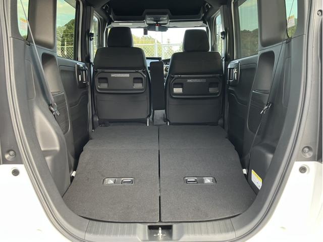 Ｎ－ＢＯＸカスタム Ｌスタイル＋ブラック　純正８型ナビ／前後ドラレコ／大型ルーフコンソール／両側ＰＳＤ／Ｂカメラ／シートヒーター／ＥＴＣ／ピュアサウンド　衝突軽減ブレ－キ　パーキングセンサー　レーンキープ　禁煙　ＤＶＤ再生　横滑り防止　地デジ（15枚目）