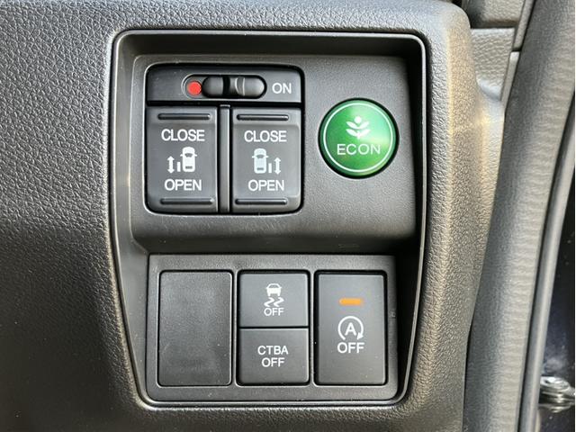 オデッセイ アブソルート　メーカーＯＰナビ／両側ＰＳＤ／ＥＴＣ／Ｂカメラ／１オーナー車　電動格納式ドアミラー　Ｂｌｕｅｔｏｏｔｈ音楽　緊急ブレーキ　スマートキー＆プッシュスタート　盗難防止　クルーズＣ　リアカメラ　ＥＴＣ装備（24枚目）