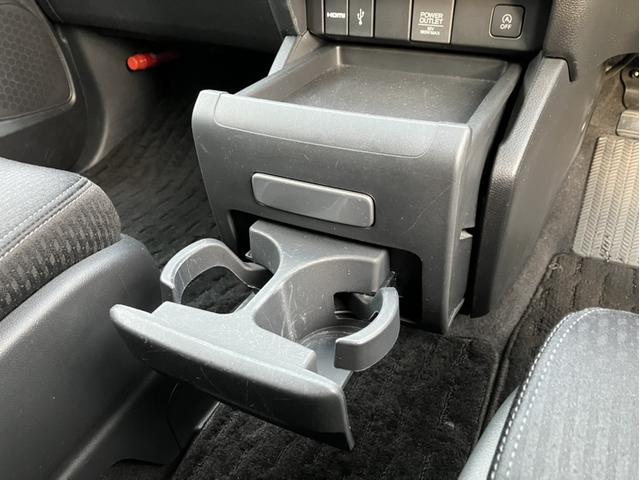 オデッセイ アブソルート・ＥＸ　Ｇａｔｈｅｒｓ１０型ナビ／マルチビュー／前後ドラレコ／ＢＳＭ／両側ＰＳＤ／ＥＴＣ２．０／Ｂカメラ／Ｐシート／Ｐセンサー／１オーナー車　パーキングサポート　ＬＫＡＳ　シ－トヒ－タ－　バックモニター　禁煙（26枚目）