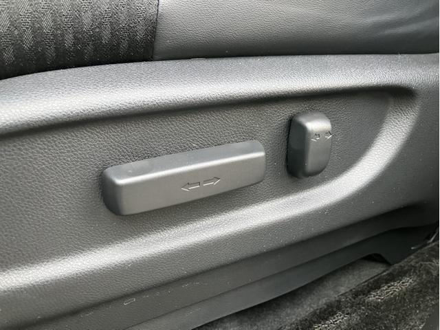 オデッセイ アブソルート・ＥＸ　Ｇａｔｈｅｒｓ１０型ナビ／マルチビュー／前後ドラレコ／ＢＳＭ／両側ＰＳＤ／ＥＴＣ２．０／Ｂカメラ／Ｐシート／Ｐセンサー／１オーナー車　パーキングサポート　ＬＫＡＳ　シ－トヒ－タ－　バックモニター　禁煙（30枚目）