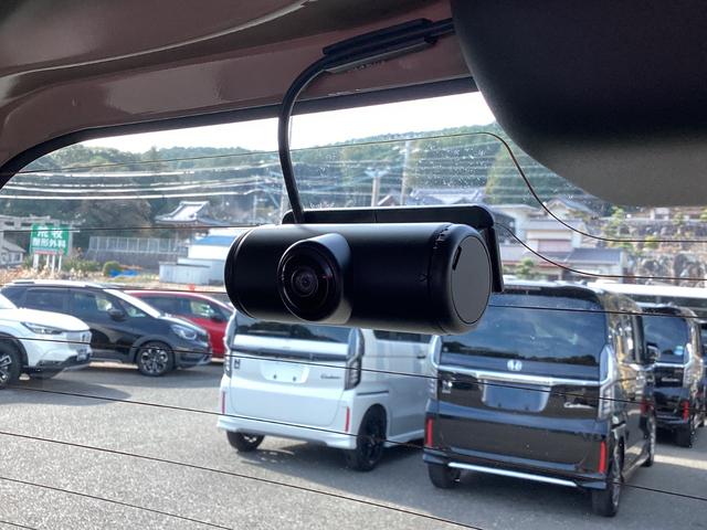 ���A�K���i�̃h���C�u���R�[�_�[�i�t�����g�E���A�E�ԓ��j�����Ă��܂��I