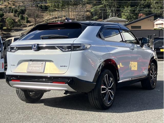 ヴェゼル ｅ：ＨＥＶＰＬａＹ　Ｈコネクトナビ／ムーンルーフ／ＢＳＭ／ＥＴＣ２．０／Ｂカメラ／Ｐセンサー／シートヒーター／１オーナー車　衝突被害軽減ブレーキ　カーテンエアバッグ　盗難防止装置　アイドルストップ　ＡＢＳ　ＥＳＣ　禁煙（9枚目）