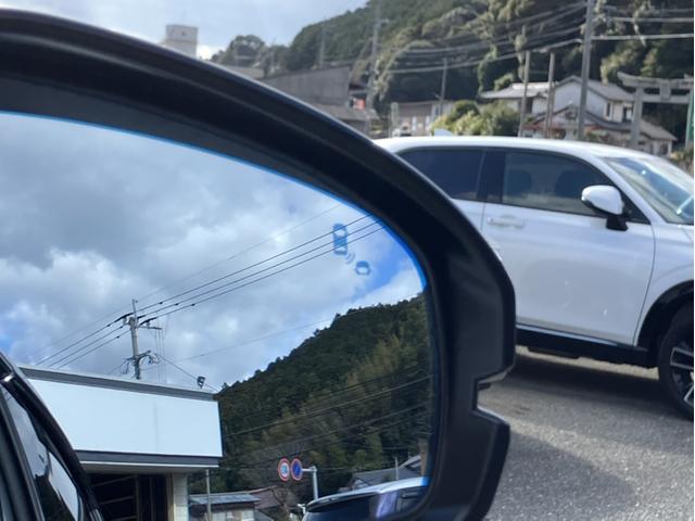 ヴェゼル ｅ：ＨＥＶＰＬａＹ　Ｈコネクトナビ／ムーンルーフ／ＢＳＭ／ＥＴＣ２．０／Ｂカメラ／Ｐセンサー／シートヒーター／１オーナー車　衝突被害軽減ブレーキ　カーテンエアバッグ　盗難防止装置　アイドルストップ　ＡＢＳ　ＥＳＣ　禁煙（37枚目）