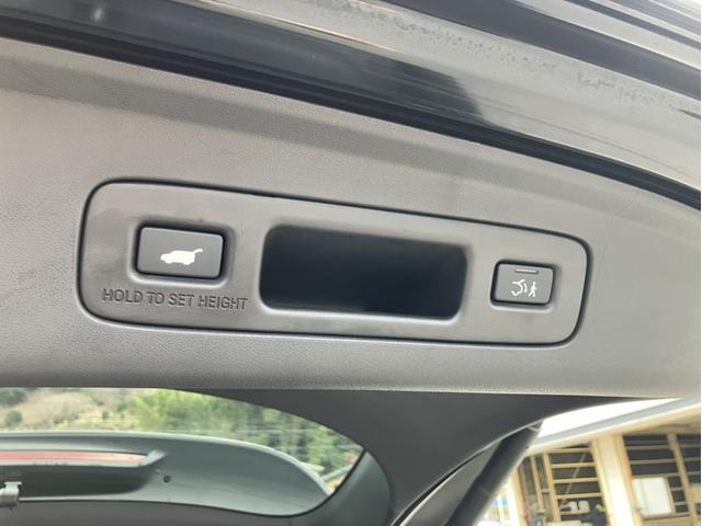 �ו���u���ĎԂ��痣���Ǝ����ŊJ����u�\��N���[�Y�@�\�v�������p���[�e�[���Q�[�g��