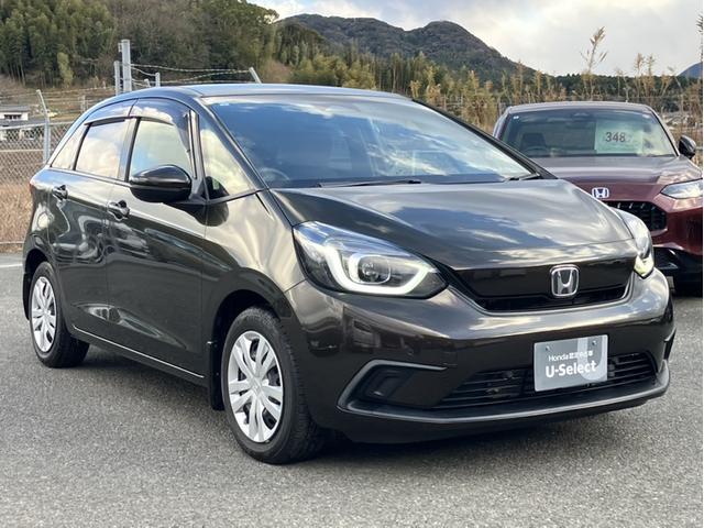 フィット ホーム　純正７型ナビ／前後ドラレコ／ＬＥＤヘッドライト／Ｂカメラ／Ｐセンサー／１オーナー車　衝突軽減ブレーキ　レーンキープアシスト　ＢＴ　禁煙車　電動格納ドアミラー　ワンオーナー　リアカメ　ＬＥＤライト（3枚目）