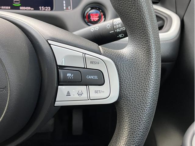 フィット ホーム　純正７型ナビ／前後ドラレコ／ＬＥＤヘッドライト／Ｂカメラ／Ｐセンサー／１オーナー車　衝突軽減ブレーキ　レーンキープアシスト　ＢＴ　禁煙車　電動格納ドアミラー　ワンオーナー　リアカメ　ＬＥＤライト（27枚目）