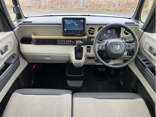 Ｎ－ＢＯＸ ファッションスタイル　Ｈコネクトナビ／３カメドラレコ／両側ＰＳＤ／ＥＴＣ２．０／Ｂカメラ／シートヒーター／当社デモカー　禁煙　ソナー　盗難防止装置　スマートキ　ＬＥＤランプ　バックモニター　サイドカーテンエアバック　ＶＳＡ（10枚目）