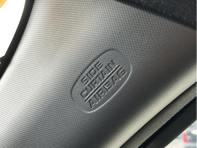 �T�C�h�J�[�e���G�A�o�b�N�V�X�e����