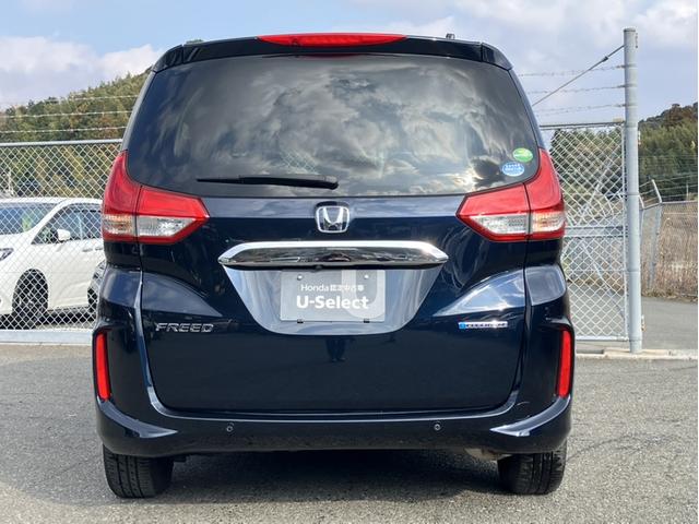 フリードハイブリッド ハイブリッド・Gホンダセンシング Gathers9型ナビ/両側PSD/シートヒーター/ETC/Bカメラ/1オーナー車 アダプティブクルーズC DVD視聴 LKAS 衝突安全ボディ USB接続 電動格納式ドアミラー ブレーキサポート(8枚目)