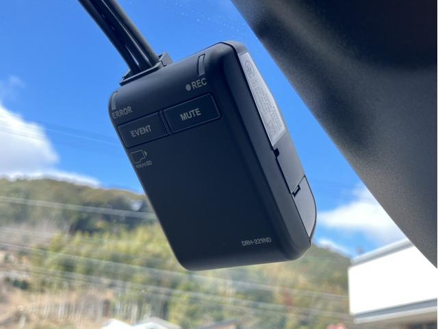 ���A�K���i�̃h���C�u���R�[�_�[�i�t�����g�E���A�E�ԓ��j�����Ă��܂��I