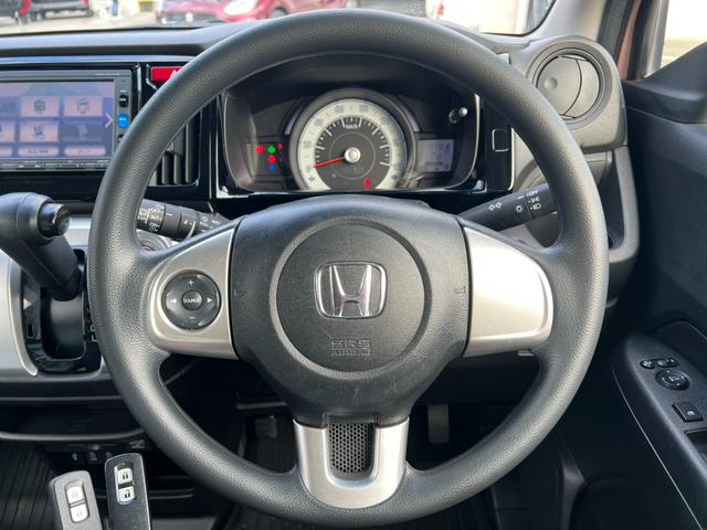 �n���h�����������܂܃I�[�f�B�I�𑀍�o����֗��ȋ@�\�B