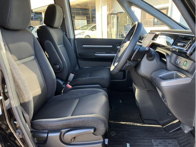 ステップワゴンスパーダ スパーダホンダセンシング　純正９型ナビ／マルチビュー／両側ＰＳＤ／ＥＴＣ／７人乗り／１オーナー車　両側自動ドア　キーフリー　ワンオ－ナ－　ＬＥＤランプ　ＥＴＣ装備　ＵＳＢ接続　ＤＶＤ再生可　セキュリティアラーム　オートクルーズ（12枚目）