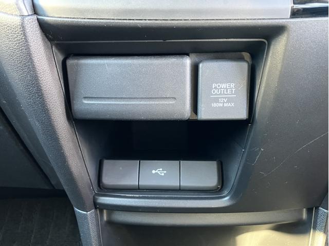 ステップワゴンスパーダ スパーダホンダセンシング　純正９型ナビ／マルチビュー／両側ＰＳＤ／ＥＴＣ／７人乗り／１オーナー車　両側自動ドア　キーフリー　ワンオ－ナ－　ＬＥＤランプ　ＥＴＣ装備　ＵＳＢ接続　ＤＶＤ再生可　セキュリティアラーム　オートクルーズ（30枚目）