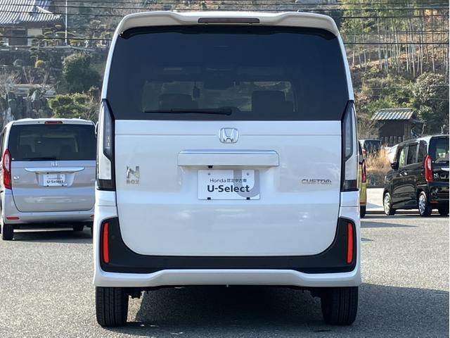 �L�ڂ���Ă��܂��ʐ^�ȊO�ɋC�ɂȂ�ӏ����������܂�����B�e���Ă����肢�����܂��A���C�y�ɂ��\���o��������