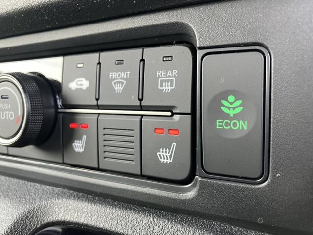 N-BOXカスタム ターボ Hコネクトディスプレー/両側PSD/Bカメラ/シートヒーター/Pセンサー/1オーナー車 盗難防止システム スマートキープッシュスタート ブレーキサポート サイドエアバック パワーステアリング 横滑防止(21枚目)