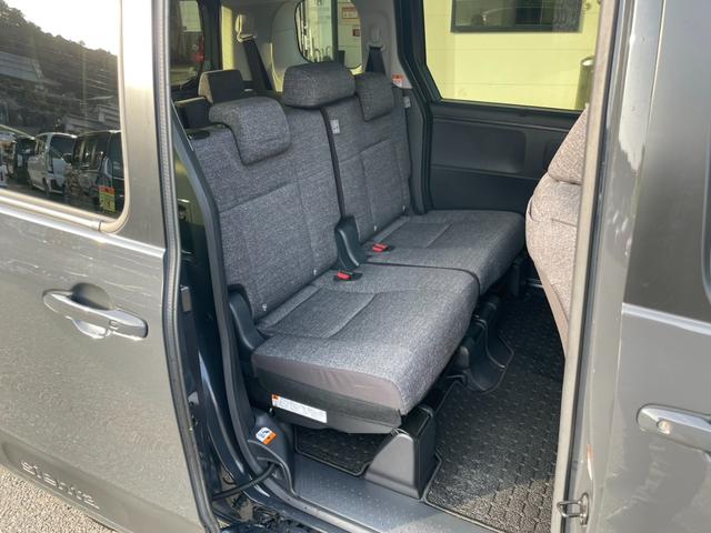 シエンタ Ｚ　純正１０．５型Ｄオーディオ／パノラミックビューカメラー／ＯＰフォグ／両側ＰＳＤ／ＢＳＭ／Ｗシートヒーター／ＥＴＣ／７人乗り　３６０°カメラ　Ｒカメラ　アイドリングストップ　フロントカメラ　禁煙　ＵＳＢ（24枚目）