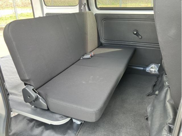 ハイゼットカーゴ ＤＸＳＡＩＩＩ　社外Ｄオーディオ／３６０度ドラレコ／Ｂカメラ／ＬＥＤヘッドライト　エマージェンシーストップシグナル　運転席助手席エアバッグ　パワーウィンド　Ｄレコ　ＶＳＣ　盗難防止システム　運転席エアバック　キ－レス（13枚目）