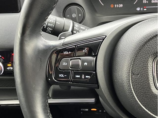 �n���h�����������܂܃I�[�f�B�I�𑀍�o����֗��ȋ@�\�B