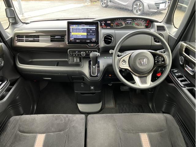 N-BOXカスタム G・Lホンダセンシング 社外8型ナビ/両側PSD/ETC/Bカメラ/フルセグTV/Bluetooth接続 ベンチ 助手席エアバック 禁煙 エアB バックアイカメラ 地デジフルセグTV キーフリーシステム ドライブレコ-ダ-(10枚目)