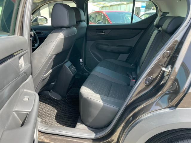 �ƂĂ����~�肵�₷���V�[�g�`��ƂȂ��Ă���܂��I