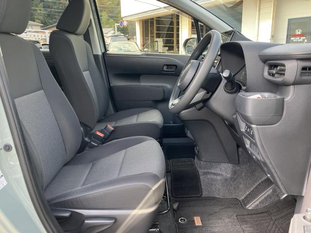 �X�ܕ��݂̃T�[�r�X�H��ɂăz���_�Ԃ�m��s�������T�[�r�X�X�^�b�t���S�����߂Ĕ[�Ԑ��������{�v���܂��B