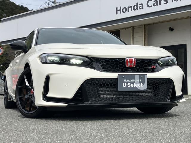 �L���A�����܂ŏƂ炵�A��ԁA�J�V���̈��S�������コ���Ă����k�d�c�w�b�h���C�g�B