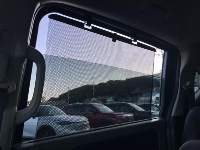 フリード Ｇ・ホンダセンシング　Ｓパケ／Ｃパケ／７人乗り／社外７型ナビ／前方ドラレコ／Ｂカメラ／半革シート／１５インチアルミ／１オーナー車　フルセグ地デジ　点検記録簿　追従走行　電動ミラー　サイドエアバッグ　ワンオーナー車　ＬＫＡ（28枚目）