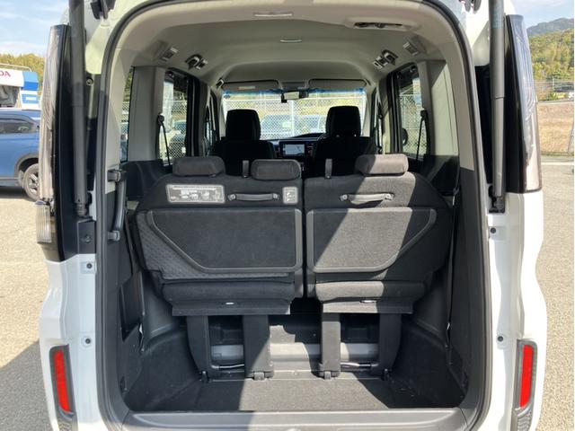 �w�l�b�g��ł̎ʐ^�Ō������ӏ������f�ڂ��Ă��Ȃ��H�x�w���z�Ŋ��ɂȂ�̂��H�x��L�̗l�ɒm�肽�������L��΂��C�y�ɂ��₢���킹�������܂��B