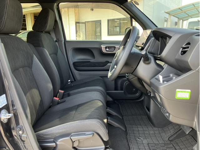 �X�ܕ��݂̃T�[�r�X�H��ɂăz���_�Ԃ�m��s�������T�[�r�X�X�^�b�t���S�����߂Ĕ[�Ԑ��������{�v���܂��B