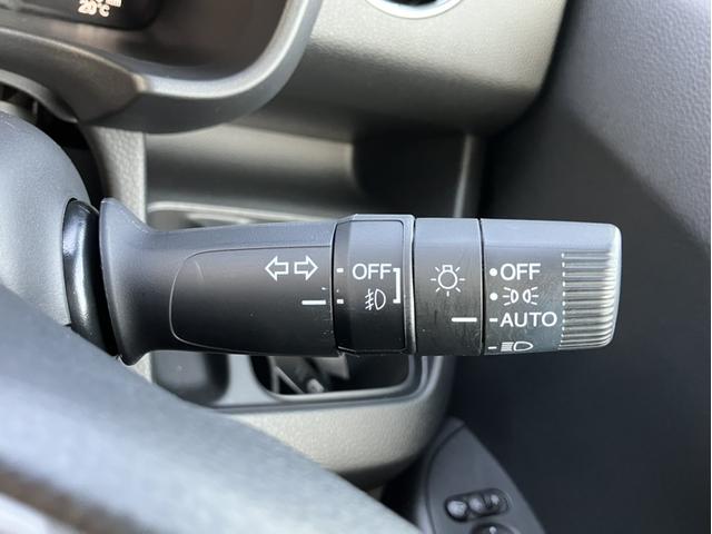 �I�[�g���C�g��