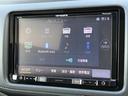 ハイブリッドＺ・ホンダセンシング　社外８インチナビ／Ｂカメラ／ＥＴＣ／シートヒーター／１オーナー車　地デジチューナー　スマートキ－　運転席助手席エアバッグ　Ｂｌｕｅｔｏｏｔｈ対応　電動格納ドアミラー　車線逸脱　１オーナ－　ＥＳＣ（17枚目）