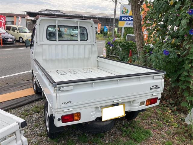 ハイゼットトラック 　４ＷＤ　スペアキー　エアコン　パワステ　記録簿　マニュアル５速車（7枚目）