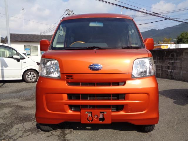 サンバーバン ＶＣターボ　１年保証　禁煙１オーナー　５速ＭＴ　両スライドドア　２分割リアシート　ＳＤナビ　フルセグ　ＤＶＤ再　Ｂｌｕｅｔｏｏｔｈ　Ｂカメラ　ＥＴＣ　外スピーカー　外アルミ　純正リアカーテン　フィルム施工　車中泊（2枚目）