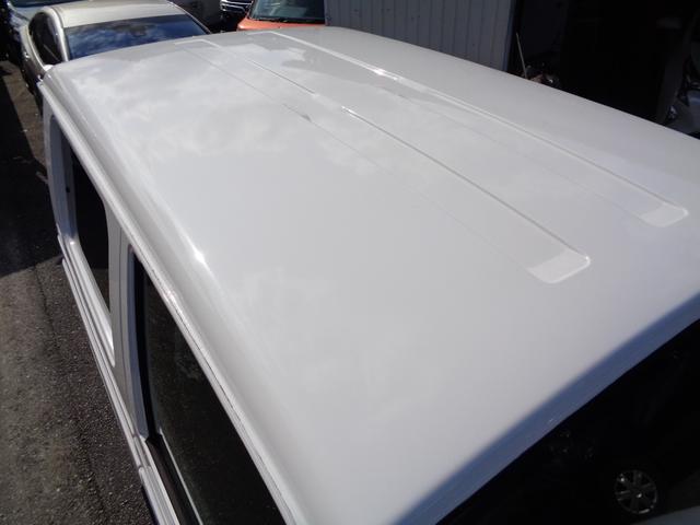 ジムニー ランドベンチャー　ＪＡ２２Ｗターボ　ＡＴ　リフトアップ　社外フロント＆サイド＆リアバンパー　背面タイヤレス　社外ハンドル　社外１６インチアルミ＆ヨコハマジオランダー　アンダーガード　外装同色塗装済　ＣＤ　ＵＳＢ（18枚目）