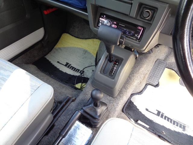 ジムニー ランドベンチャー　ＪＡ２２Ｗターボ　ＡＴ　リフトアップ　社外フロント＆サイド＆リアバンパー　背面タイヤレス　社外ハンドル　社外１６インチアルミ＆ヨコハマジオランダー　アンダーガード　外装同色塗装済　ＣＤ　ＵＳＢ（30枚目）