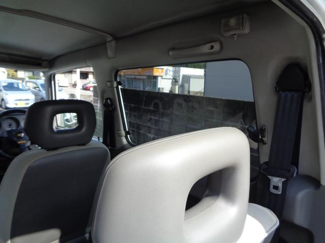 ジムニー ランドベンチャー　ＪＡ２２Ｗターボ　ＡＴ　リフトアップ　社外フロント＆サイド＆リアバンパー　背面タイヤレス　社外ハンドル　社外１６インチアルミ＆ヨコハマジオランダー　アンダーガード　外装同色塗装済　ＣＤ　ＵＳＢ（37枚目）