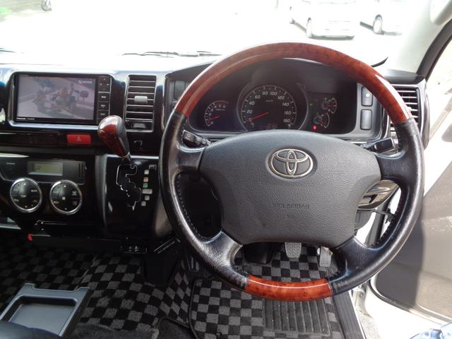 ハイエースバン ロングスーパーＧＬ　３０００ｃｃディーゼルターボ　キーレス　ＳＤナビ　フルセグ　ＤＶＤ再　Ｂｌｕｅｔｏｏｔｈ　Ｂカメラ　ＥＴＣ　ドラレコ前後付きＤインナーミラー　ベッドキット　外ショック　１７ＡＷ　ＨＩＤ　Ｔベル交換渡し（30枚目）