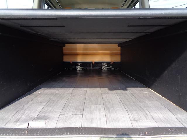 ハイエースバン ロングスーパーＧＬ　３０００ｃｃディーゼルターボ　キーレス　ＳＤナビ　フルセグ　ＤＶＤ再　Ｂｌｕｅｔｏｏｔｈ　Ｂカメラ　ＥＴＣ　ドラレコ前後付きＤインナーミラー　ベッドキット　外ショック　１７ＡＷ　ＨＩＤ　Ｔベル交換渡し（50枚目）