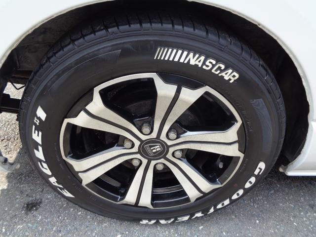 ハイエースバン ロングスーパーＧＬ　３０００ｃｃディーゼルターボ　キーレス　ＳＤナビ　フルセグ　ＤＶＤ再　Ｂｌｕｅｔｏｏｔｈ　Ｂカメラ　ＥＴＣ　ドラレコ前後付きＤインナーミラー　ベッドキット　外ショック　１７ＡＷ　ＨＩＤ　Ｔベル交換渡し（54枚目）