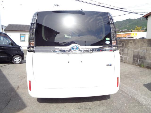 ヴォクシー ハイブリッドV 禁煙車 プッシュスタート スマートキー 後席モニター 両側電動ドア 純正9型ナビ フルセグTV DVD再 Bluetooth Bカメラ ETC 純正シートカバー LEDヘッドランプ 前席シートヒーター(13枚目)
