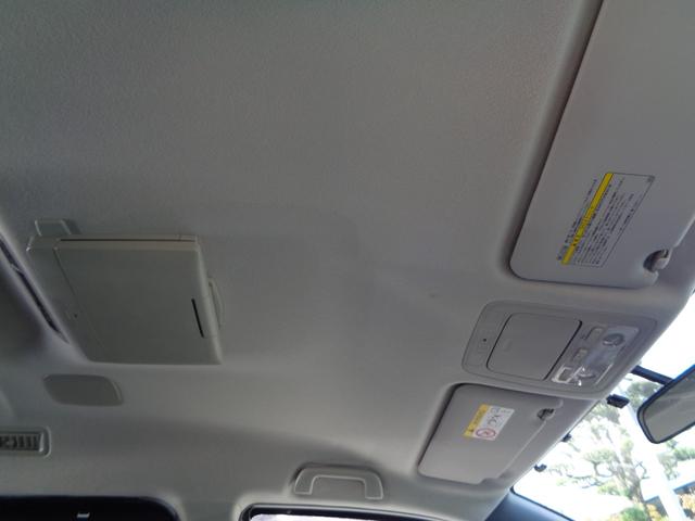 ヴォクシー ハイブリッドV 禁煙車 プッシュスタート スマートキー 後席モニター 両側電動ドア 純正9型ナビ フルセグTV DVD再 Bluetooth Bカメラ ETC 純正シートカバー LEDヘッドランプ 前席シートヒーター(52枚目)