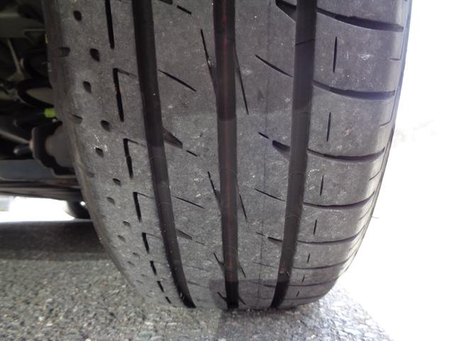 ヴォクシー ハイブリッドV 禁煙車 プッシュスタート スマートキー 後席モニター 両側電動ドア 純正9型ナビ フルセグTV DVD再 Bluetooth Bカメラ ETC 純正シートカバー LEDヘッドランプ 前席シートヒーター(59枚目)