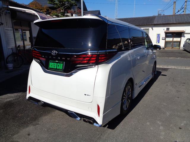 アルファードハイブリッド Ｚ　禁煙１オーナー　モデリスタエアロ　１３．２型後席モニター　左右独立ムーンルーフ　ユニバーサルステップ　Ｄインナーミラー　ＨＵＤ　トヨタチームメイト　アドバンスパーク　全方位カメラ　１４型コネクトナビ（12枚目）