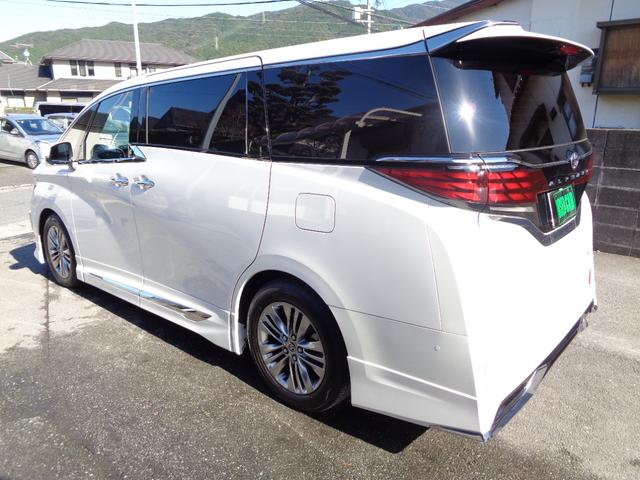 アルファードハイブリッド Ｚ　禁煙１オーナー　モデリスタエアロ　１３．２型後席モニター　左右独立ムーンルーフ　ユニバーサルステップ　Ｄインナーミラー　ＨＵＤ　トヨタチームメイト　アドバンスパーク　全方位カメラ　１４型コネクトナビ（15枚目）