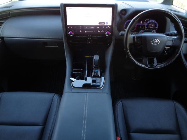 アルファードハイブリッド Ｚ　禁煙１オーナー　モデリスタエアロ　１３．２型後席モニター　左右独立ムーンルーフ　ユニバーサルステップ　Ｄインナーミラー　ＨＵＤ　トヨタチームメイト　アドバンスパーク　全方位カメラ　１４型コネクトナビ（21枚目）