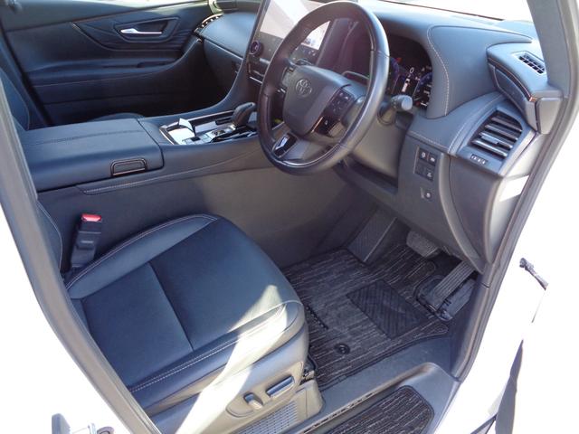 アルファードハイブリッド Ｚ　禁煙１オーナー　モデリスタエアロ　１３．２型後席モニター　左右独立ムーンルーフ　ユニバーサルステップ　Ｄインナーミラー　ＨＵＤ　トヨタチームメイト　アドバンスパーク　全方位カメラ　１４型コネクトナビ（25枚目）