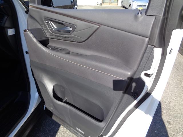 アルファードハイブリッド Ｚ　禁煙１オーナー　モデリスタエアロ　１３．２型後席モニター　左右独立ムーンルーフ　ユニバーサルステップ　Ｄインナーミラー　ＨＵＤ　トヨタチームメイト　アドバンスパーク　全方位カメラ　１４型コネクトナビ（28枚目）