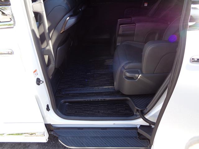 アルファードハイブリッド Ｚ　禁煙１オーナー　モデリスタエアロ　１３．２型後席モニター　左右独立ムーンルーフ　ユニバーサルステップ　Ｄインナーミラー　ＨＵＤ　トヨタチームメイト　アドバンスパーク　全方位カメラ　１４型コネクトナビ（43枚目）